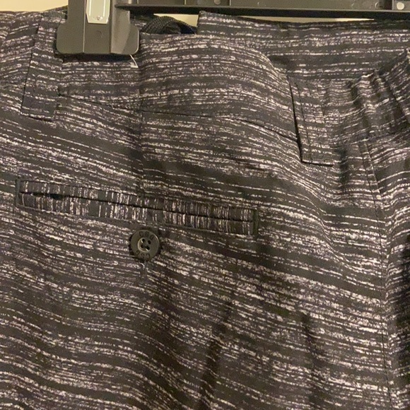 CHAMPS SHORTS - Picture 3 of 4